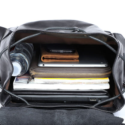 Kleiner schwarzer Lederrucksack | BODO