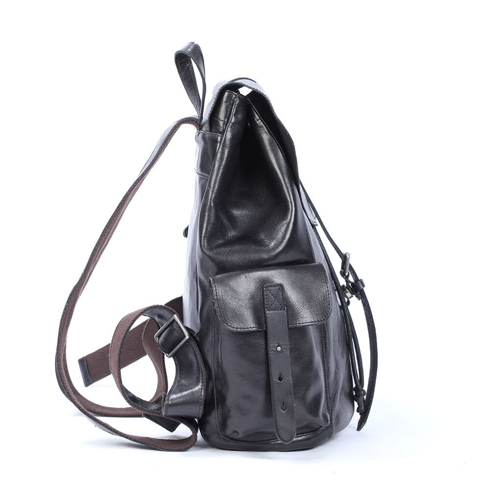 Kleiner schwarzer Lederrucksack | BODO